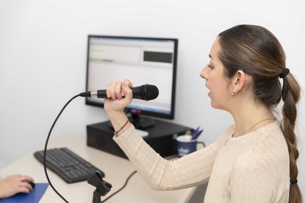 Prueba y diagnóstico de Evaluación acústica de la voz y Análisis vocal