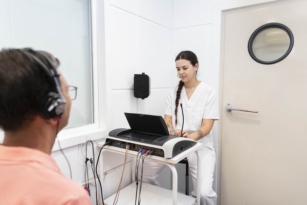 Estudios de Audiometría Verbal en Valencia Realizar un estudio de audiometría verbal